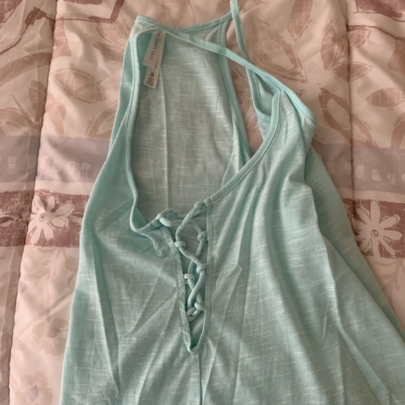 tank top - Picture 2 of 3